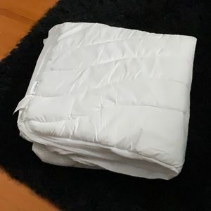 Twin XL Mattress Protector